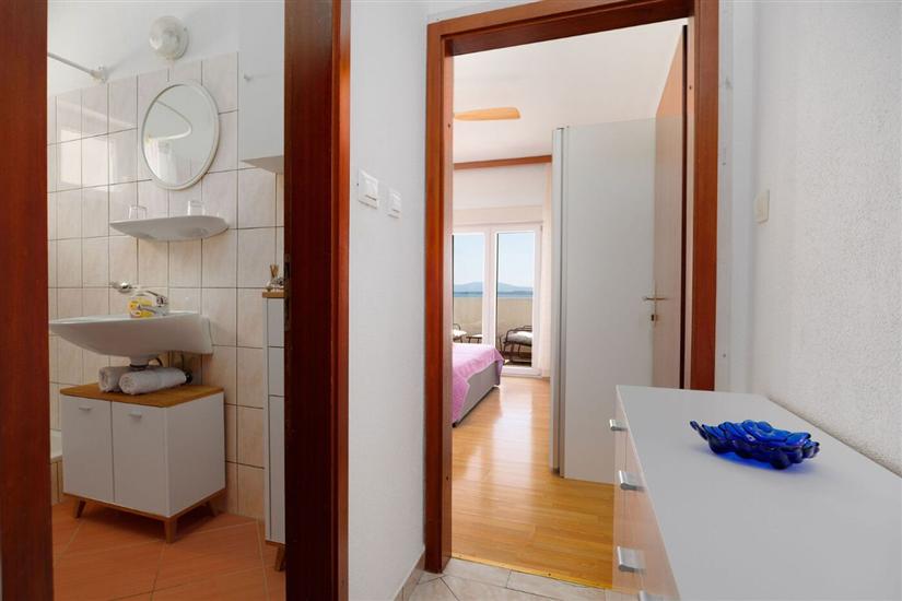 Apartment A1, for 5 persons