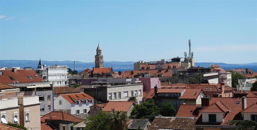 Apartment City View