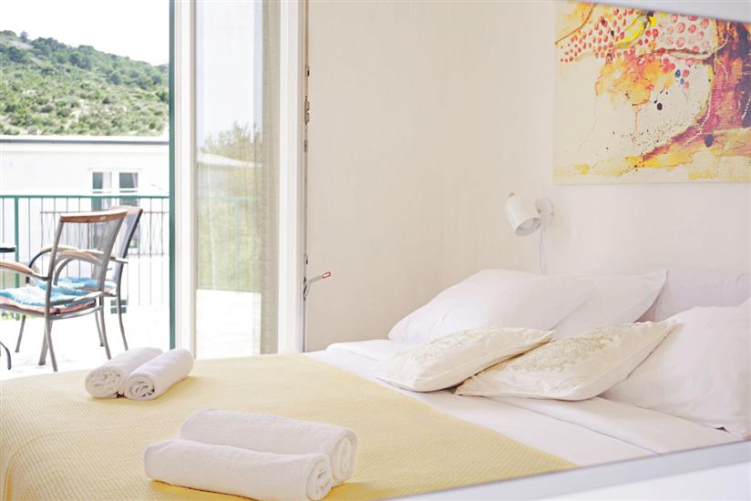 House K1, for 10 persons