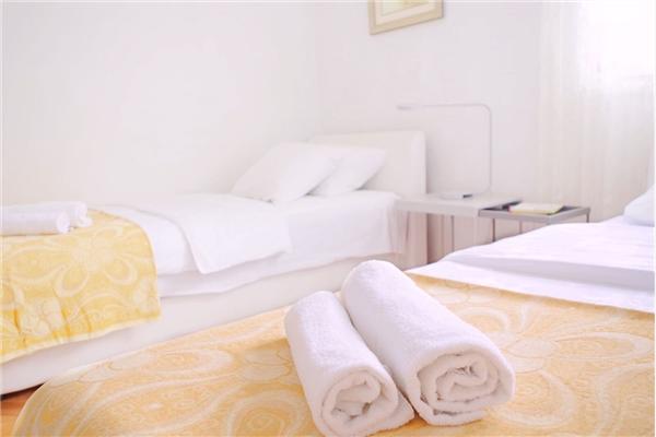 House K1, for 10 persons