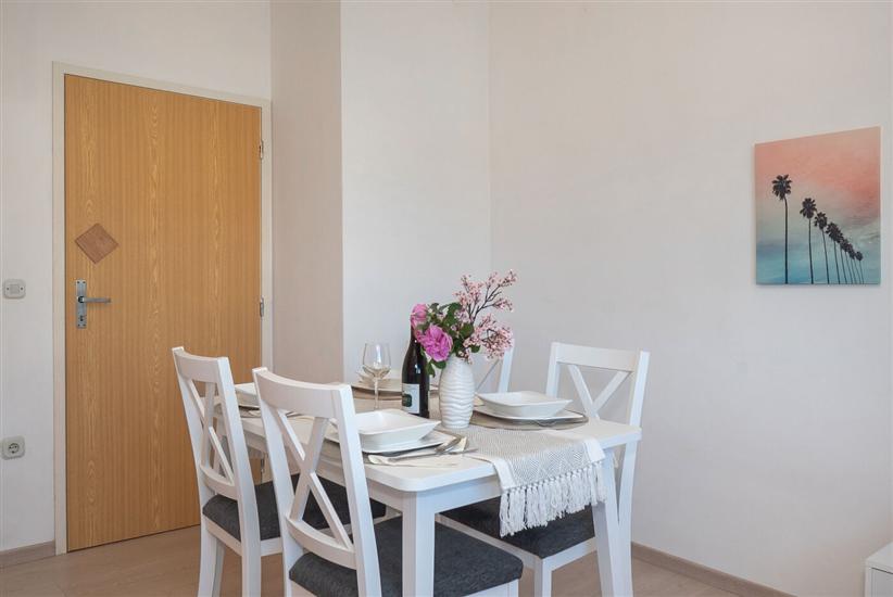 Apartment A1, for 2 persons