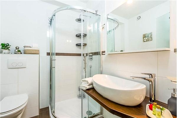 Apartment A1, for 5 persons