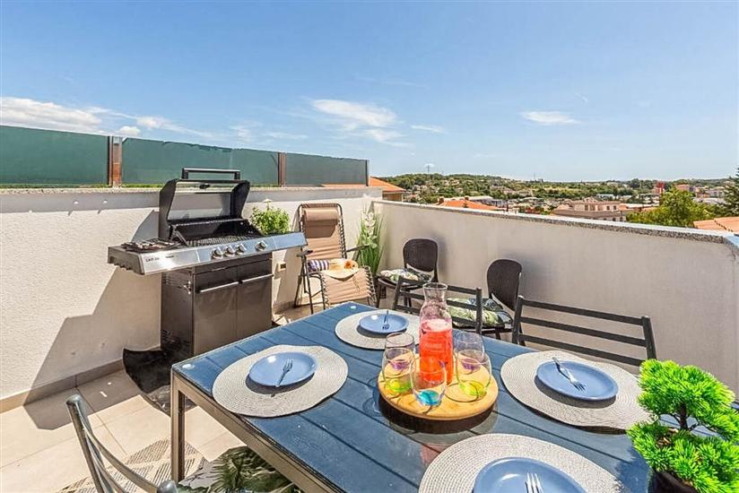 Apartment A1, for 5 persons
