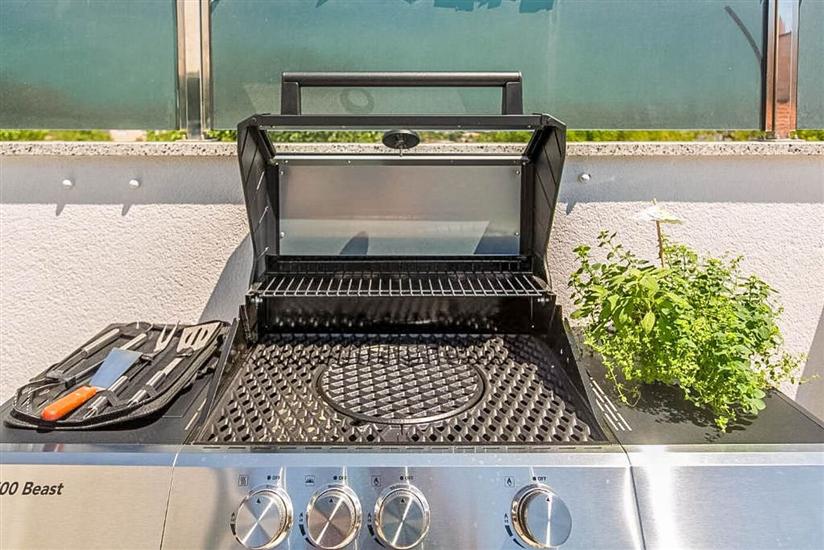 Apartment A1, for 5 persons