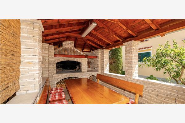House K1, for 8 persons