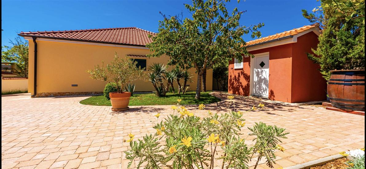 House K1, for 8 persons