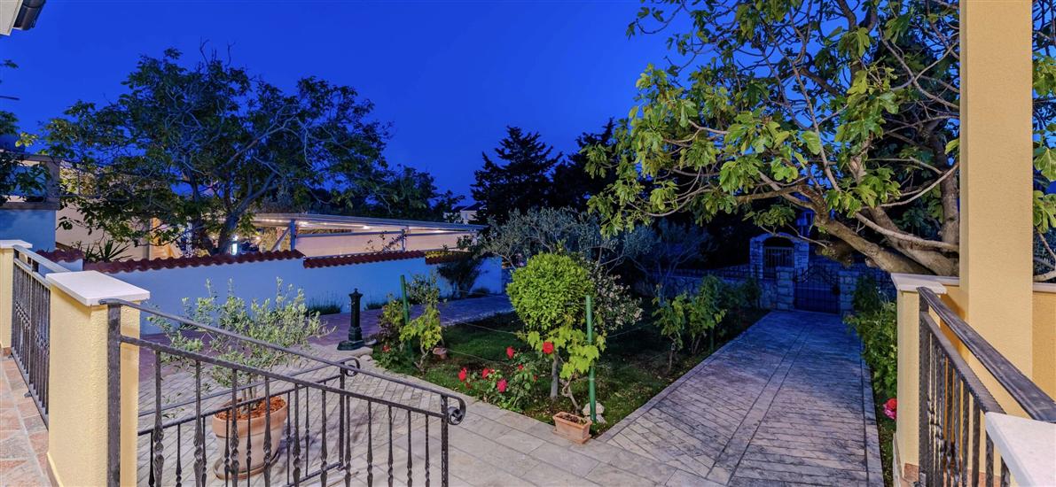 House K1, for 8 persons