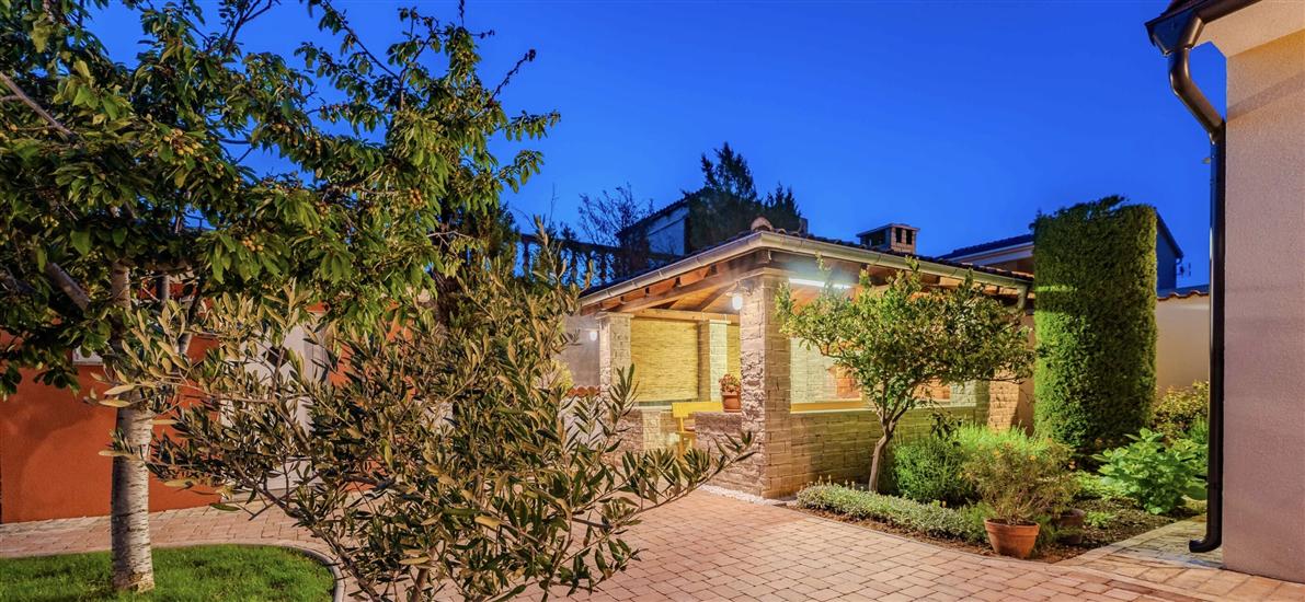 House K1, for 8 persons