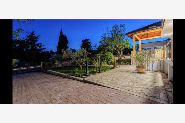 House K1, for 8 persons
