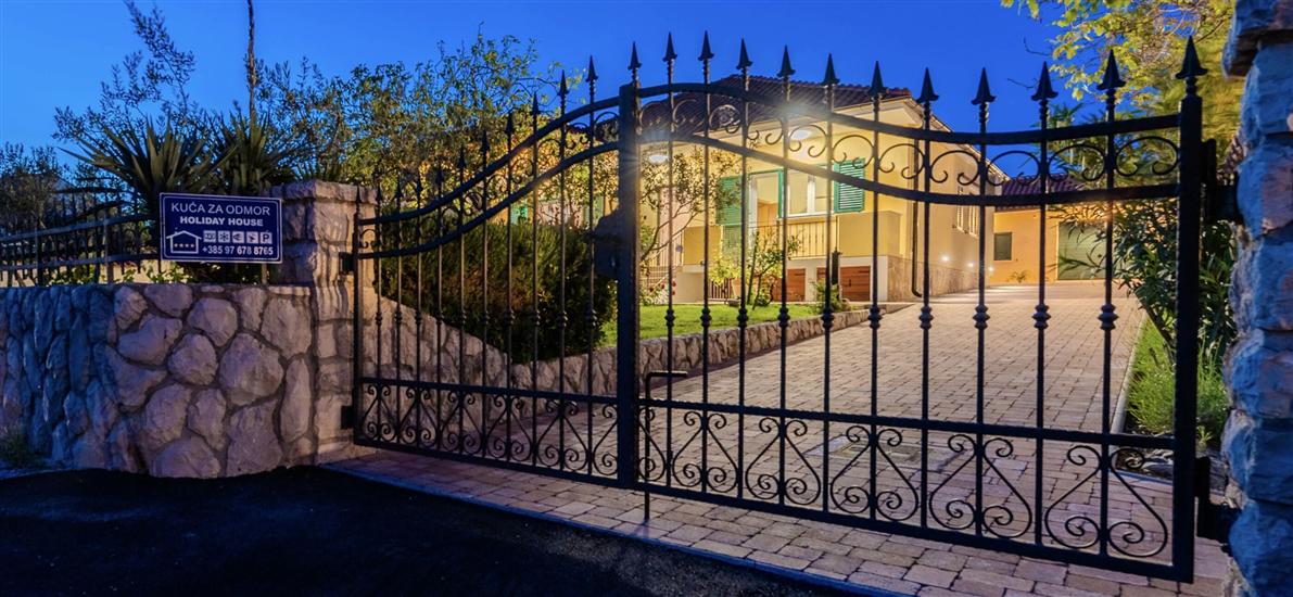 House K1, for 8 persons