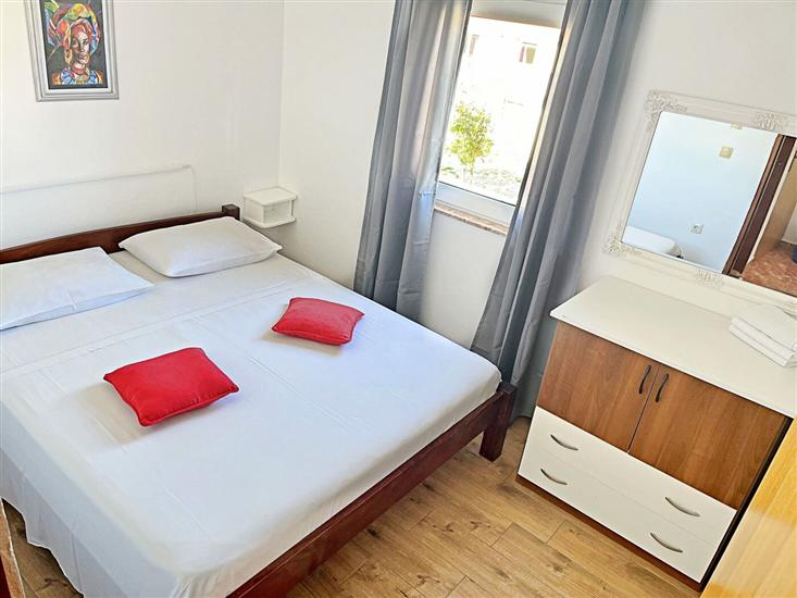 Apartment A2, for 3 persons