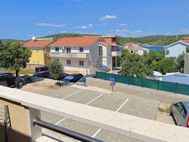 Apartment A2, for 3 persons