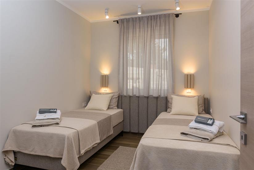 Apartment A1, for 6 persons