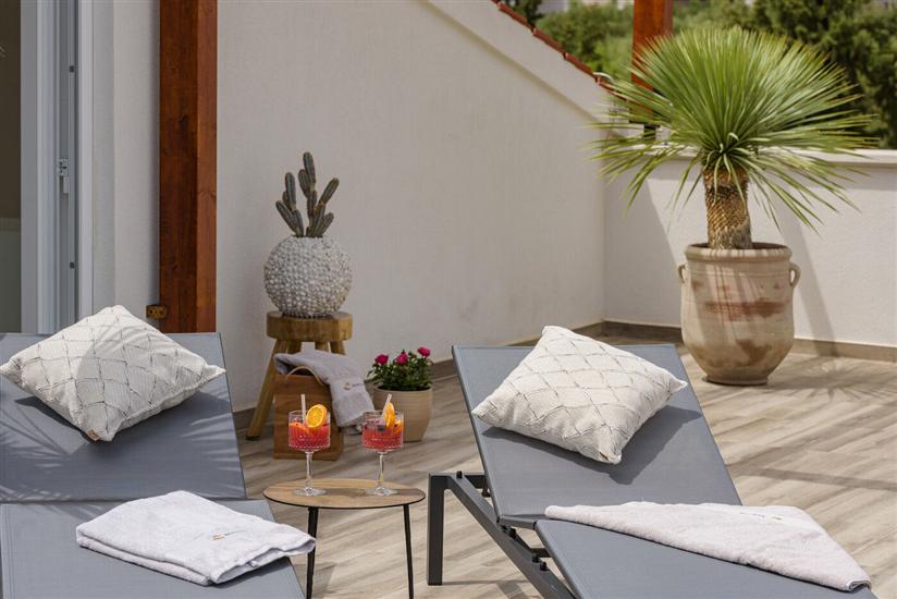 Apartment A1, for 6 persons