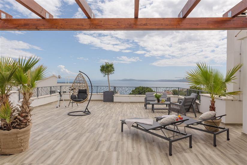 Apartment A1, for 6 persons