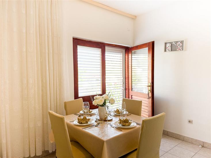 Apartment A1, for 4 persons