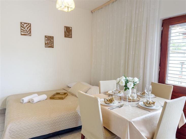 Apartment A1, for 4 persons