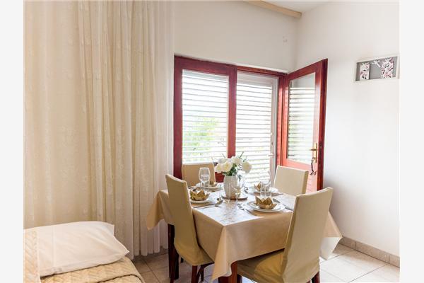 Apartment A1, for 4 persons