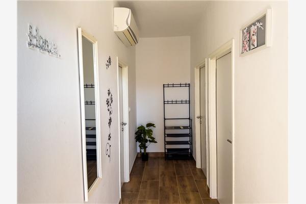 Apartment A2, for 5 persons