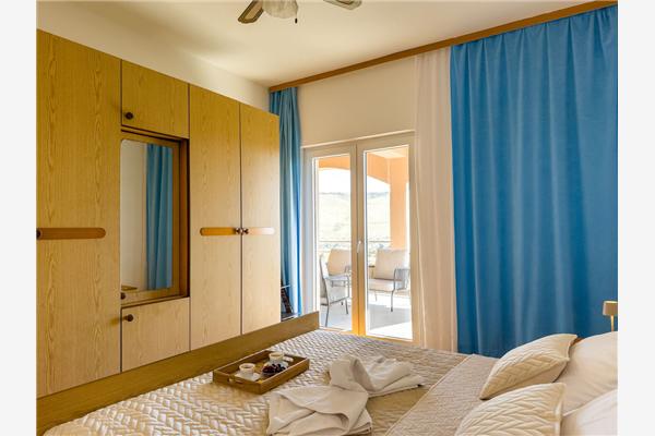 Apartment A2, for 5 persons