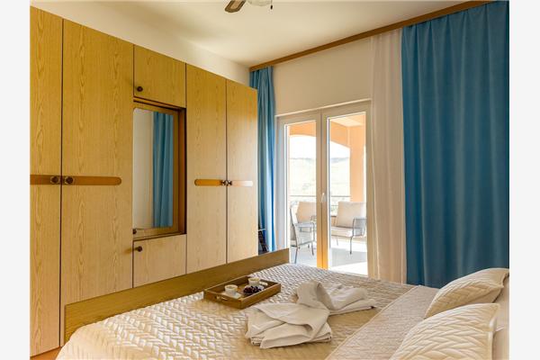 Apartment A2, for 5 persons