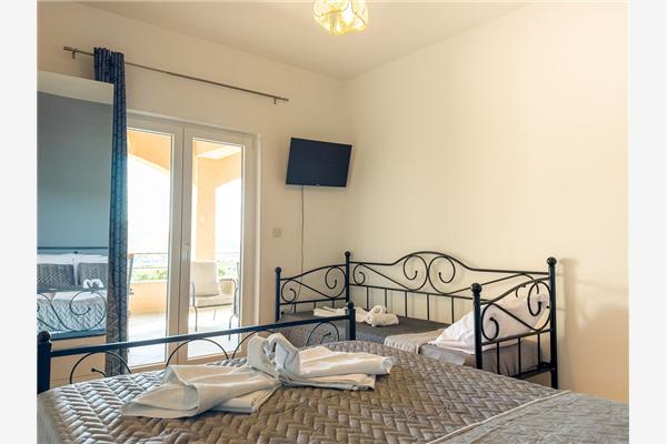 Apartment A2, for 5 persons
