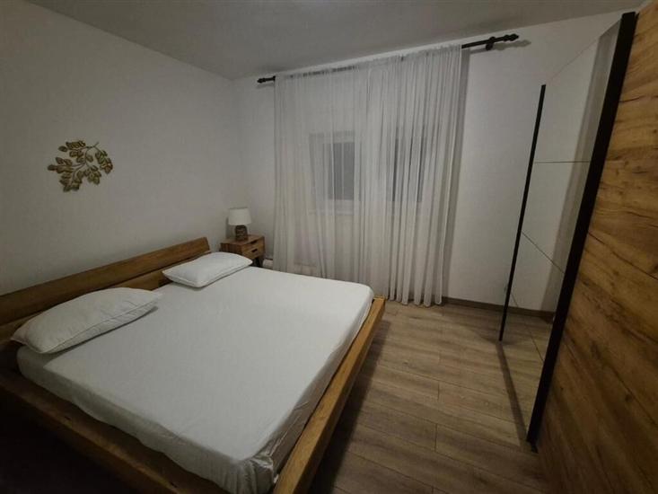 Apartment A1, for 6 persons