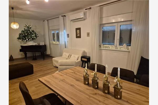 Apartment A1, for 6 persons