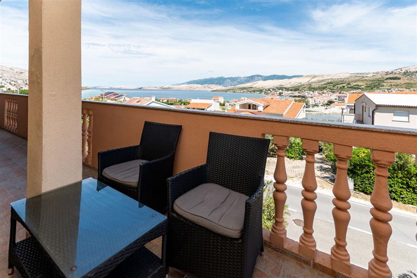 Apartment A2, for 4 persons