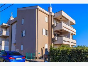 Apartmán Ines Jadranovo (Crikvenica), Prostor 75,00 m2, Vzdušní vzdálenost od moře 150 m