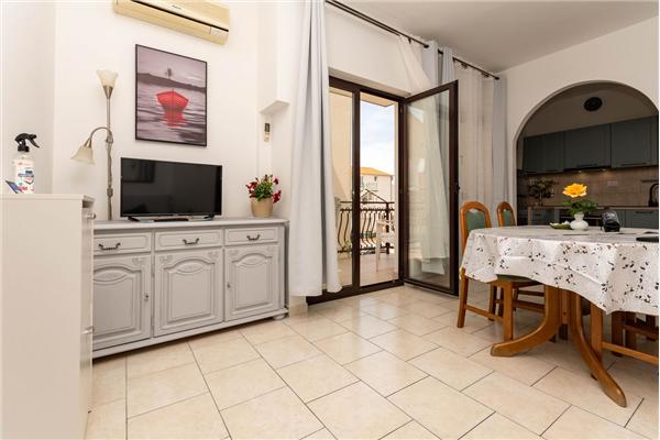 Apartment A2, for 4 persons