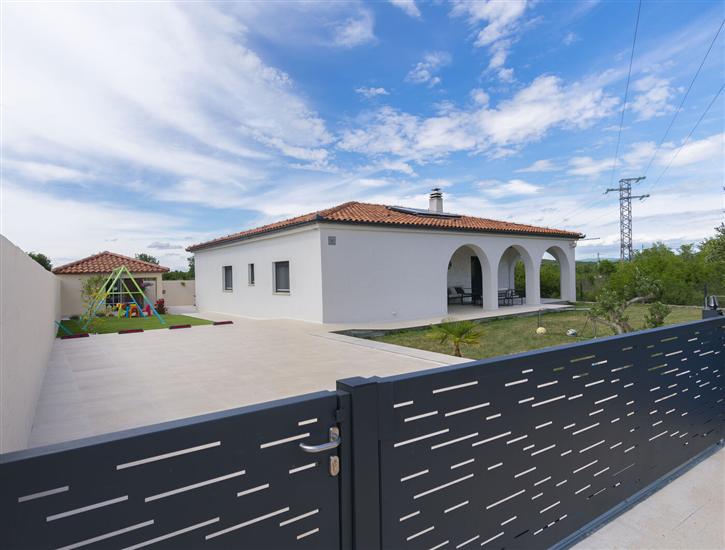 Villa Olivarum