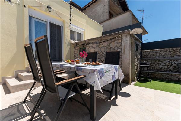 Apartment A2, for 4 persons