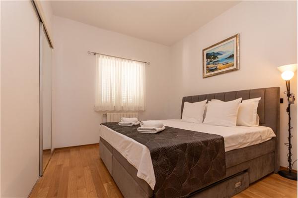Apartment A1, for 6 persons