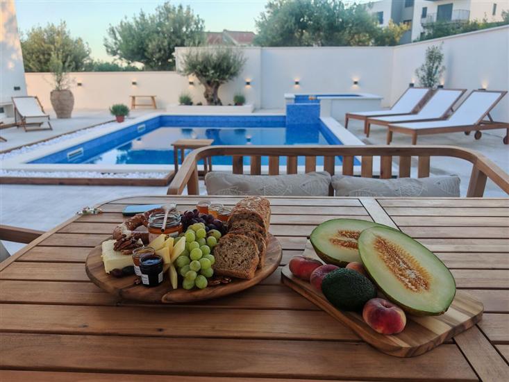 Apartment A2, for 8 persons
