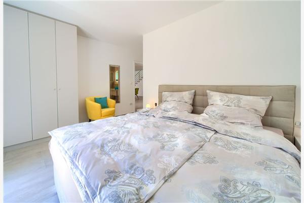 House K1, for 8 persons
