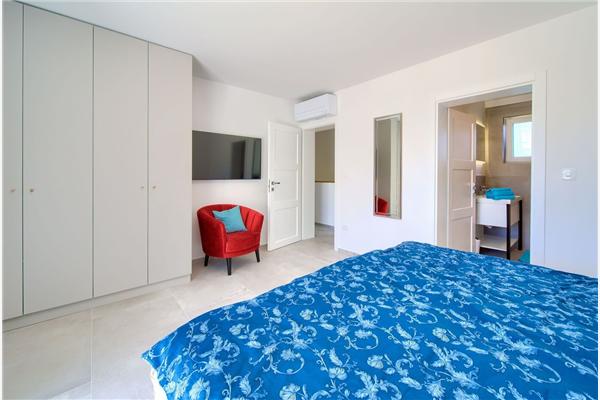 House K1, for 8 persons
