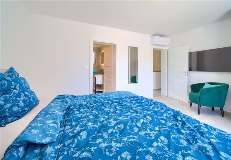 House K1, for 8 persons