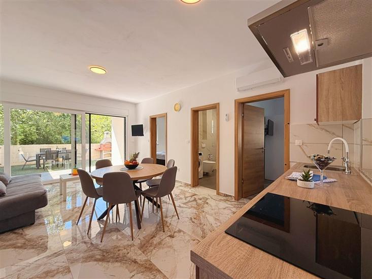 Apartment A1, for 6 persons