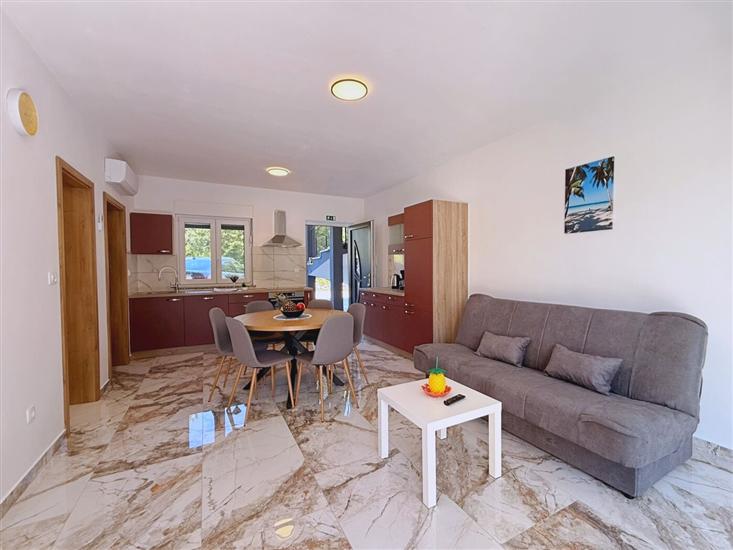 Apartment A1, for 6 persons