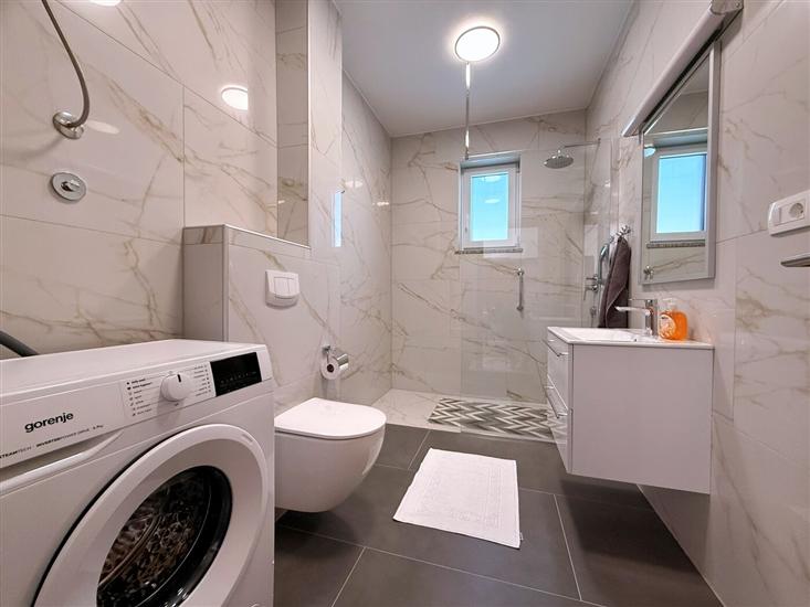 Apartment A1, for 6 persons