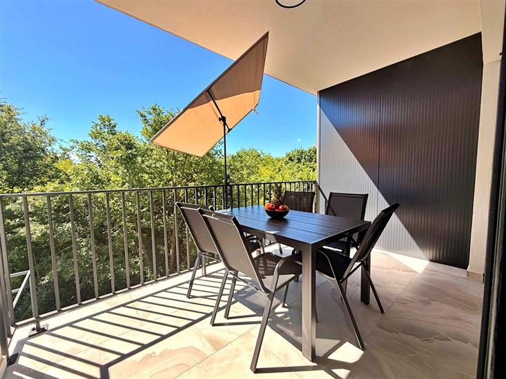 Apartment A2, for 6 persons