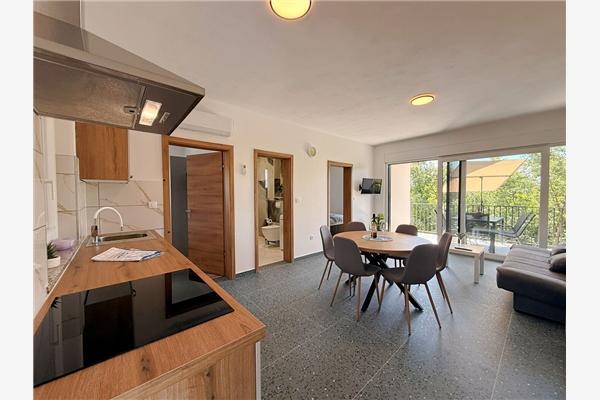 Apartment A2, for 6 persons