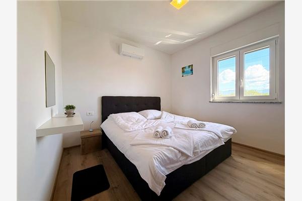 Apartment A2, for 6 persons