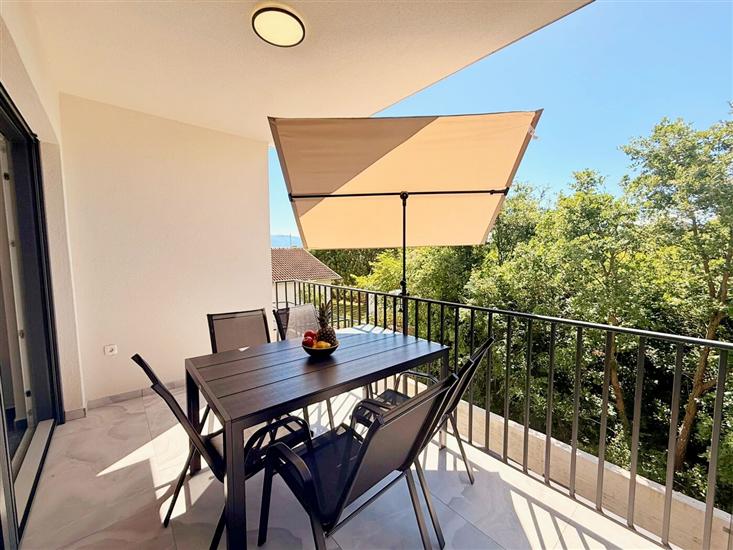 Apartment A2, for 6 persons