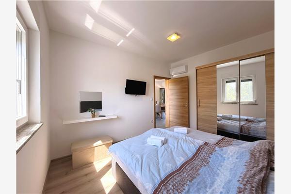 Apartment A2, for 6 persons
