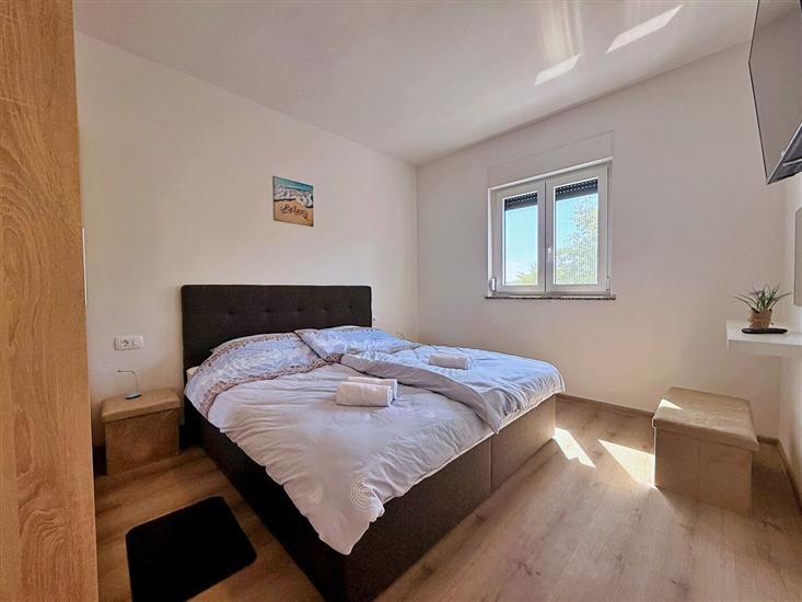 Apartment A2, for 6 persons