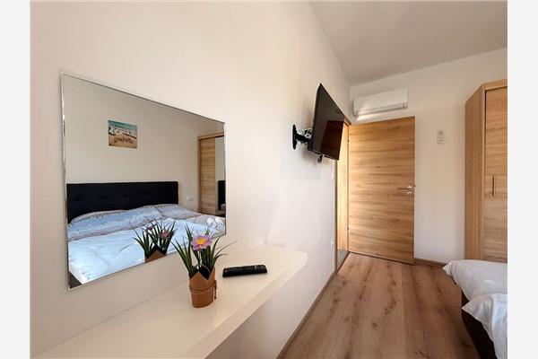 Apartment A2, for 6 persons
