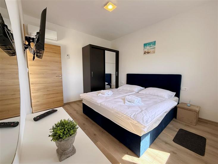 Apartment A3, for 6 persons