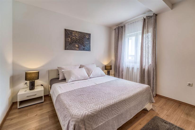 Apartment A3, for 5 persons
